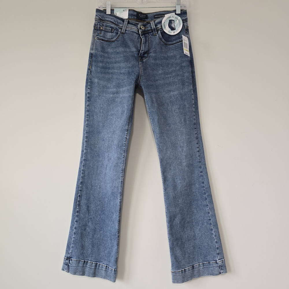 Curve Appeal High Rise Flare Jeans 27 Light Wash NWT